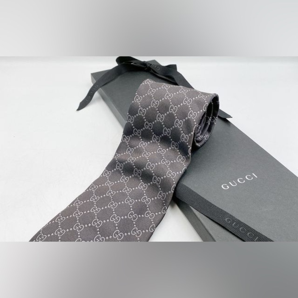 Gucci Vintage Y2K Tom Ford Era Black GG Guccissima Silk Tie w Box